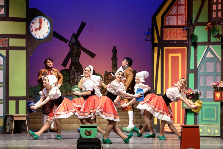 Il paese dei campanelli la Compagnia Italiana di Operette l'8 gennaio al Teatro Manzoni! DEJAVU Il paese dei campanelli la Compagnia Italiana di Operette l'8 gennaio al Teatro Manzoni! DEJAVU
