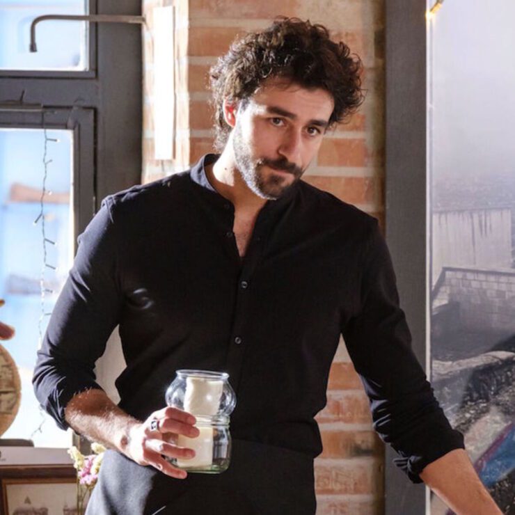 Michele Rosiello in Mina Settembre