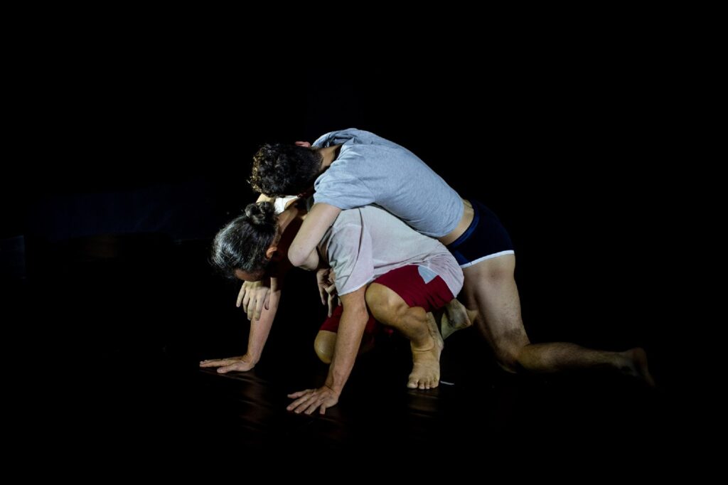 Una scena da Stabat Pater