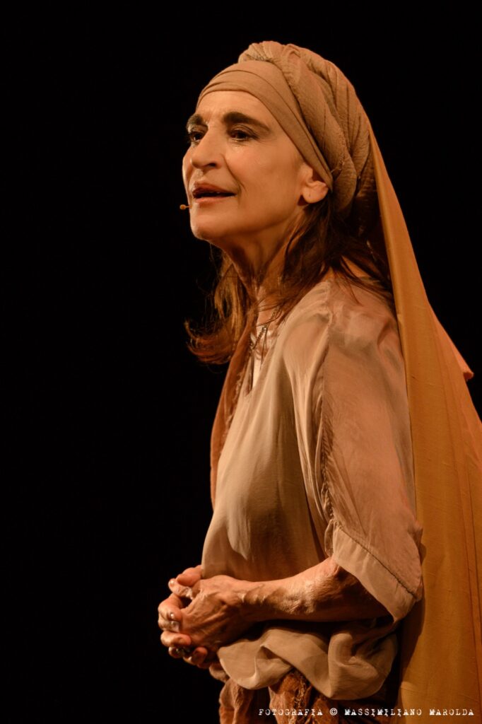 Lina Sastri