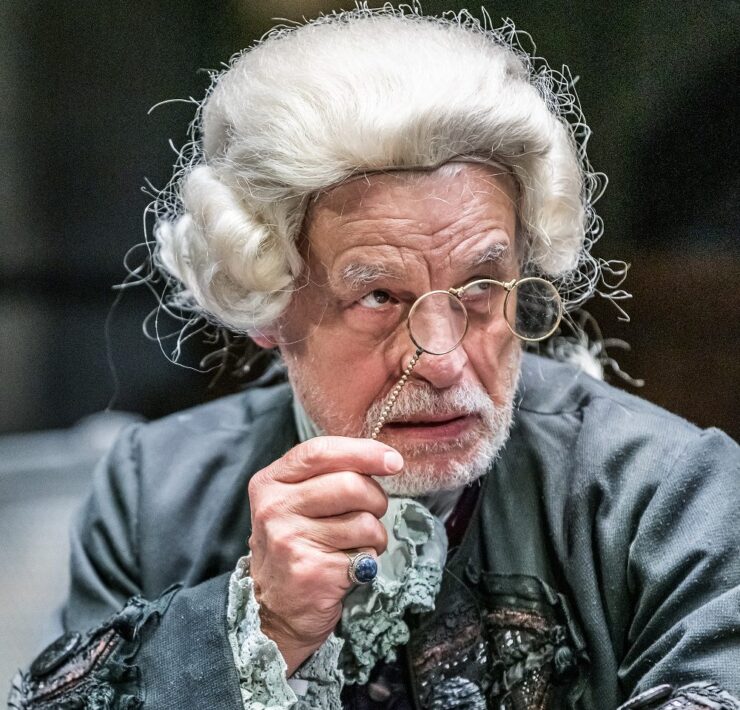 Michele Placido in "La Bottega del Caffè"