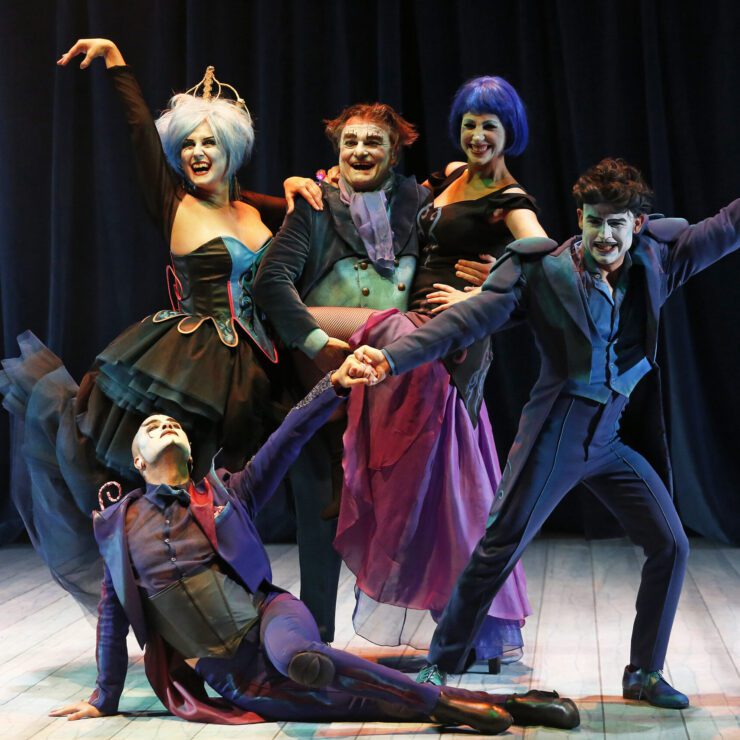 The opera locos
