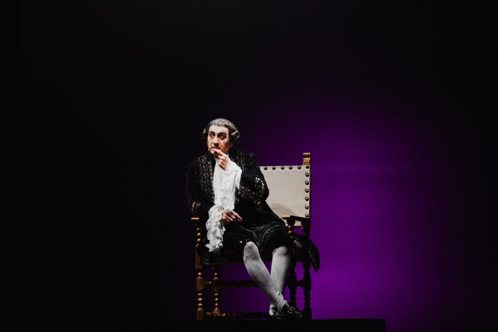 Corrado D'Elia in scena al Teatro Litta con il suo Amadeus
