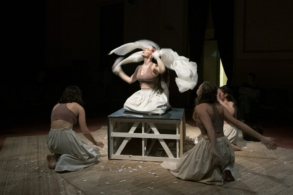 Baccanti. Il regno del dio che danza.