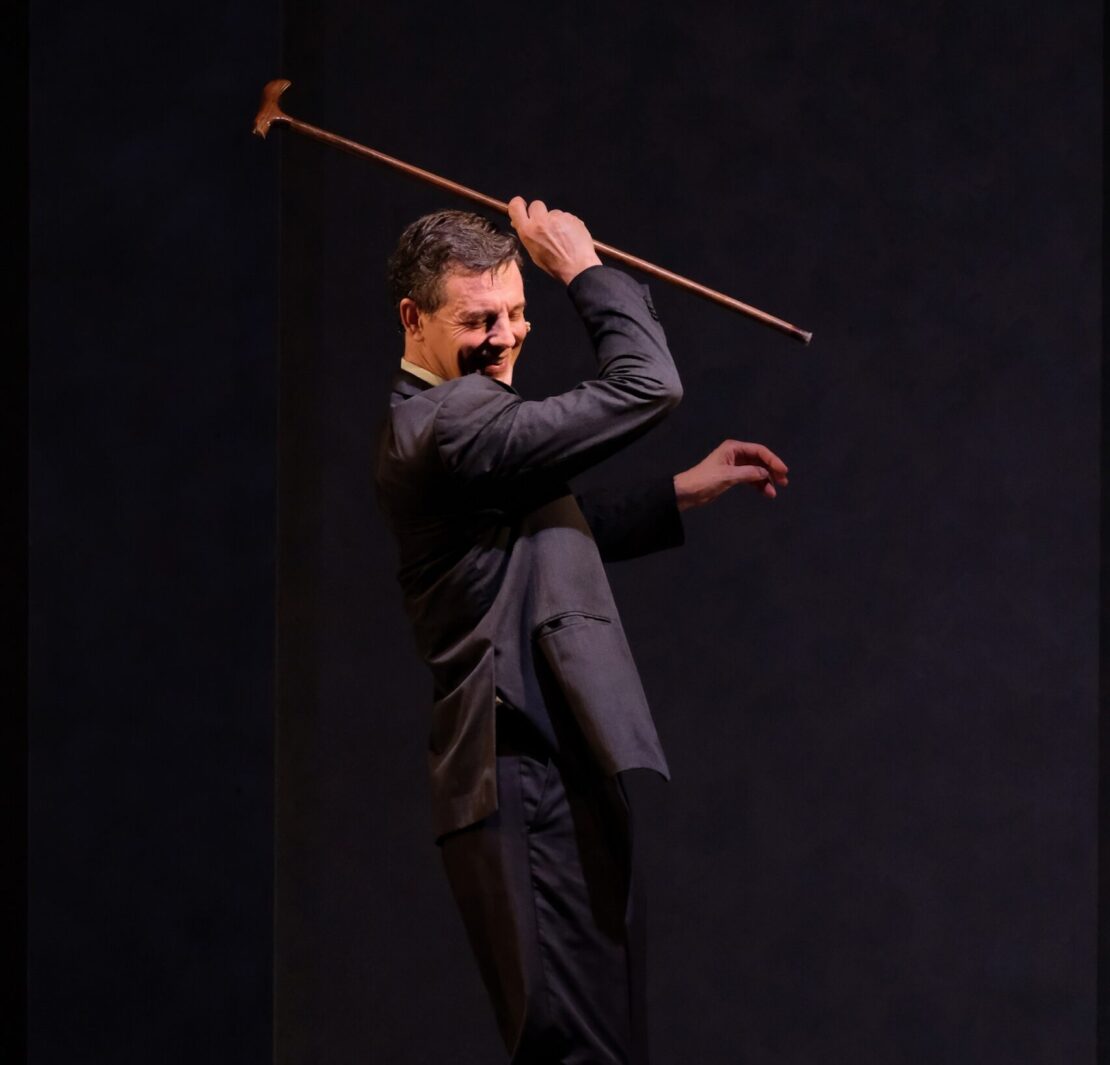 Giorgio Lupano in "La vita al contrario"