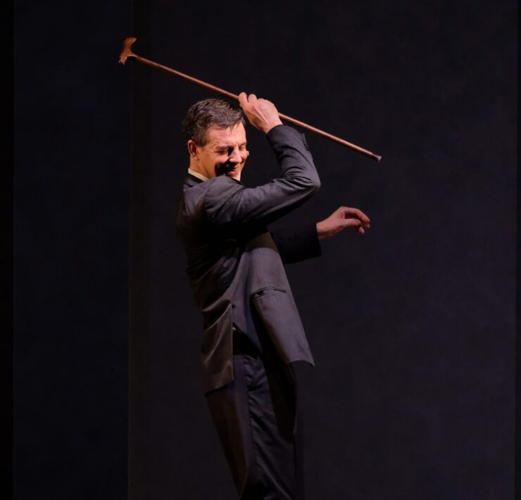 Giorgio Lupano in "La vita al contrario"