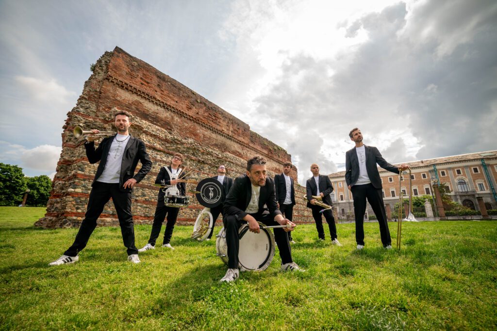 I Bandakadabra ci parlano del loro nuovo singolo "Seven"